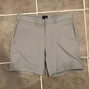 J Crew 7" Tech Short